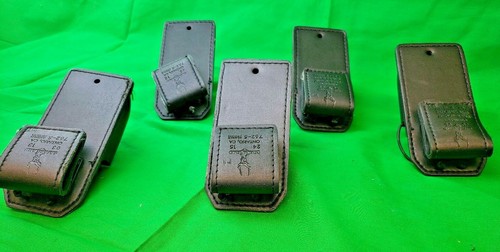 -5- Safariland 762-5 Heavy Duty Carry Case Holder / Holster for Motorola Radio - Picture 3 of 4