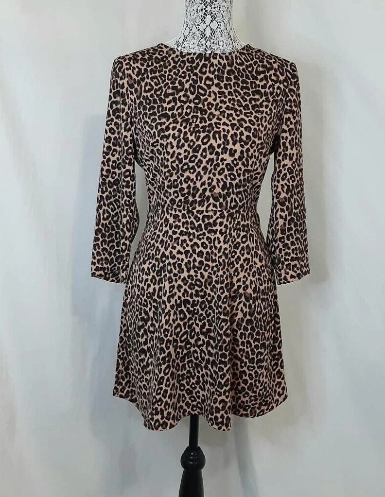Dynamite long sleeve dress top