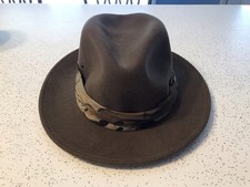 Mens Hat 100 Wool Outdoor Cap Brand Fedora Style Size Mens Medium VG Condition