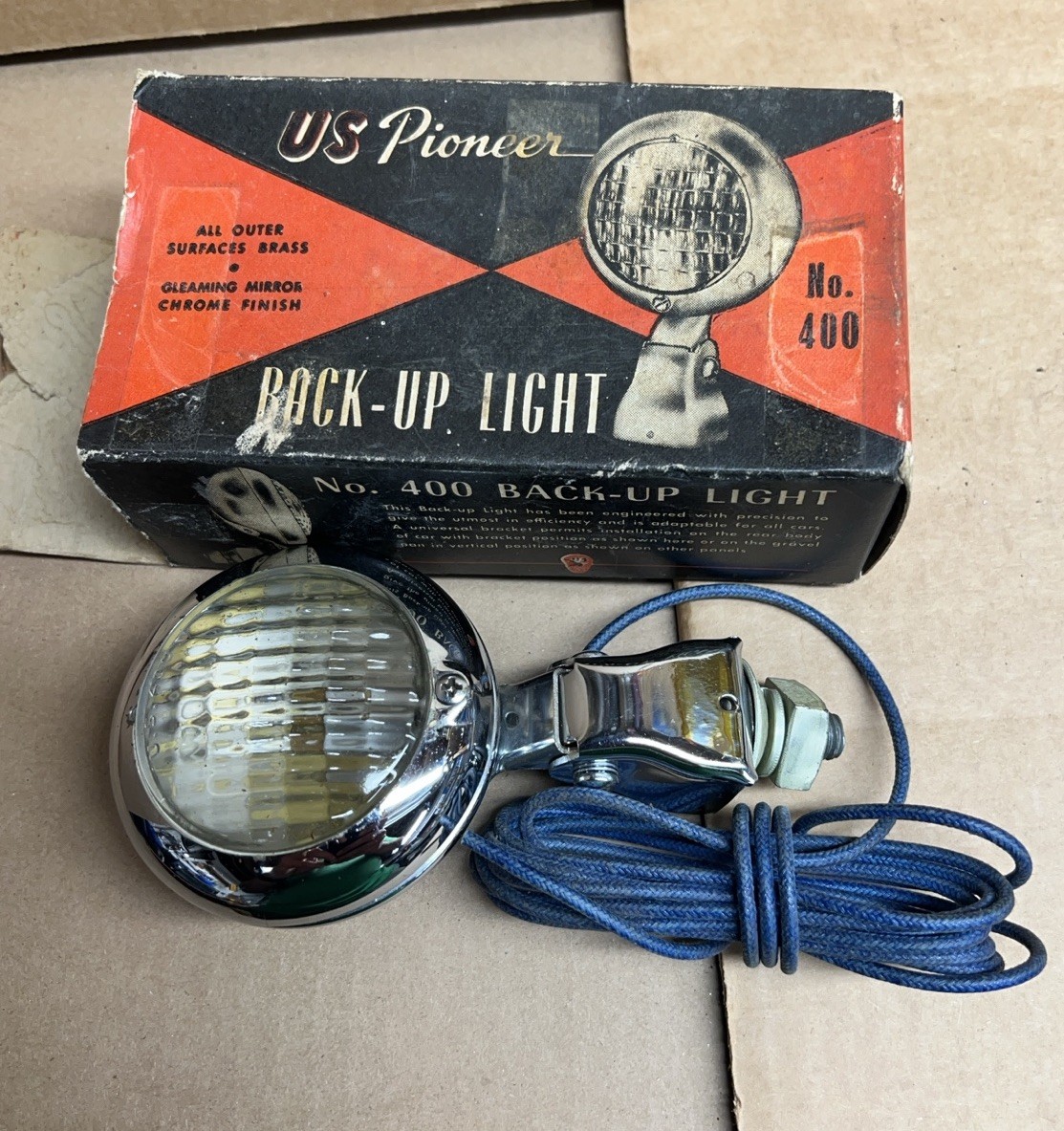 1940s 1950s NOS VINTAGE US PIONEER MODEL 400 BACKUP LIGHT GLASS LENS FORD CHEVY