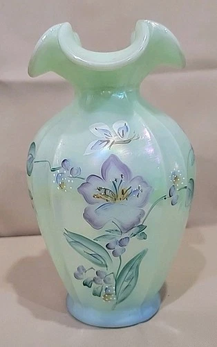 Fenton Sea Mist Green iridescent Hand Painted Glass Vase 7 1/4" Signed GORGEOUS