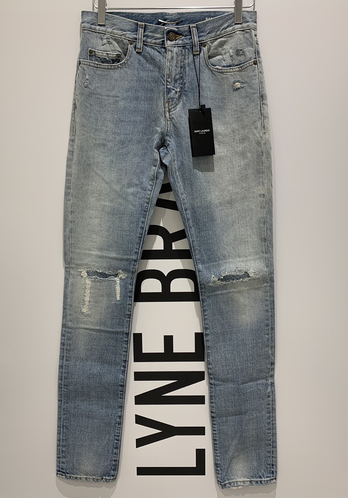 Jeans Saint Laurent blu chiaro stonewashed denim effetto invecchiato taglia W27 prezzo consigliato £ 470