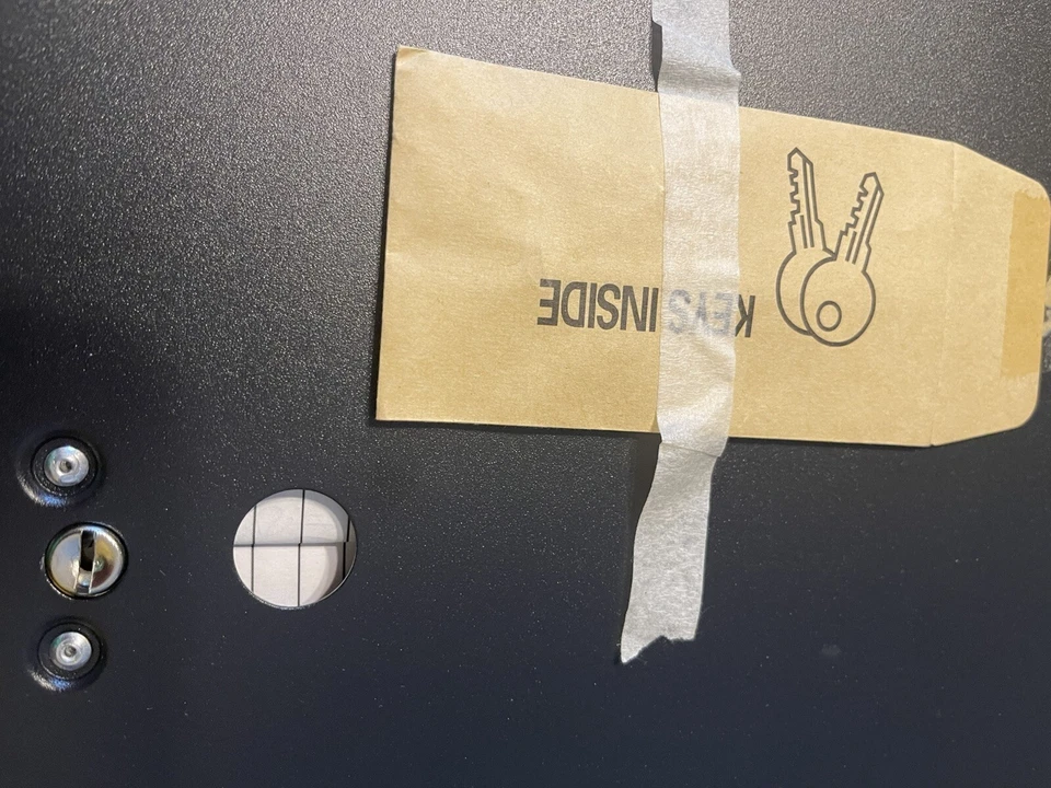 Sparco Money Tray w/ Locking Cover 16"x11"x2-1/4" Black.Metal Top Plastic Drawer - Image 3 of 4