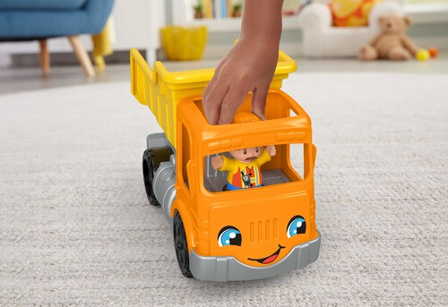 little people work together