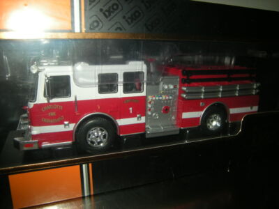 1:43 Ixo Seagrave Marauder II Charlotte USA Feuerwehr in OVP