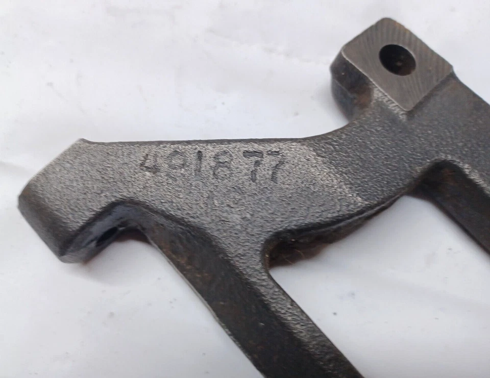 73-79 PONTIAC 350 400 455 V8 USADO SOPORTE COMPRESOR AC INFERIOR 491877 Foto 4 de 4