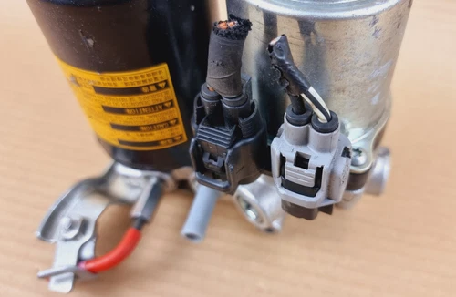 Toyota Prius 2010-2015 Antiblockier-Pumpenaggregat Bremskraftverstärker 47070-47050 OEM - Bild 5 von 12