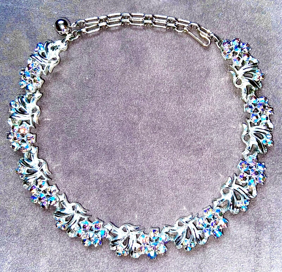 COLLAR KIRK’S FOLLY FANTASÍA FLORAL PERIWINKLE AZUL AB CRISTAL DE SWAROVSKI EN MUY BUENA CONDICIÓN+✨VTG Foto 4 de 4