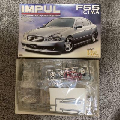 IMPUL F55 CIMA プラモデルキット Amazon.com: Aoshima #77 Nissan CIMA F55 Impul '01 (Infiniti