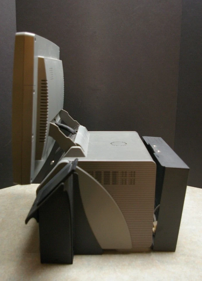 FUJIFILM PHOTO KIOSK IMAGE TERMINAL UNIT DPC7-17 FOR ASK-2500 PRINTER - Image 4 of 4