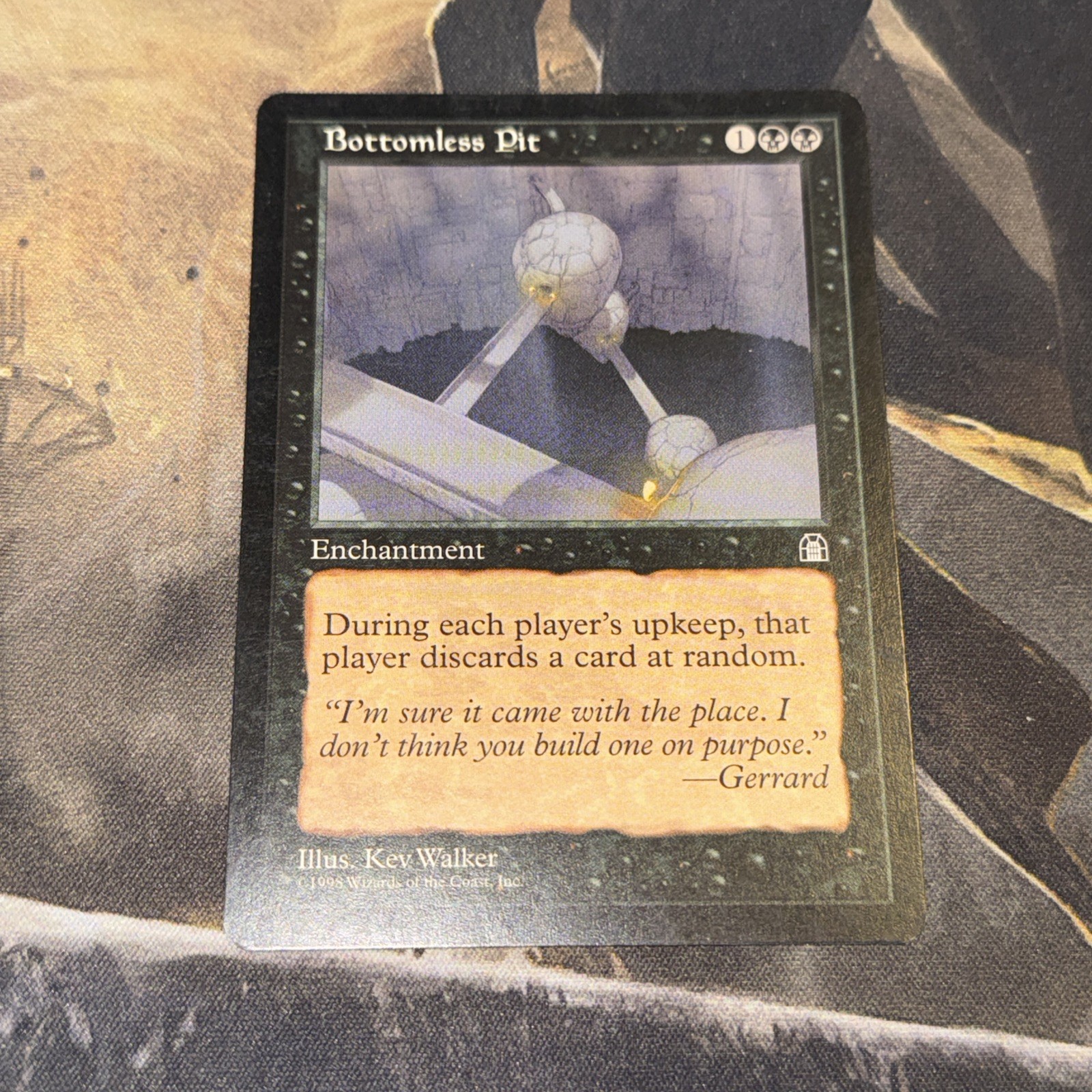 Bottomless Pit X1 Mtg Stronghold Lp