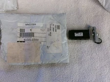 NEW Parker 4 Way Spool Valve-Roller     410211000