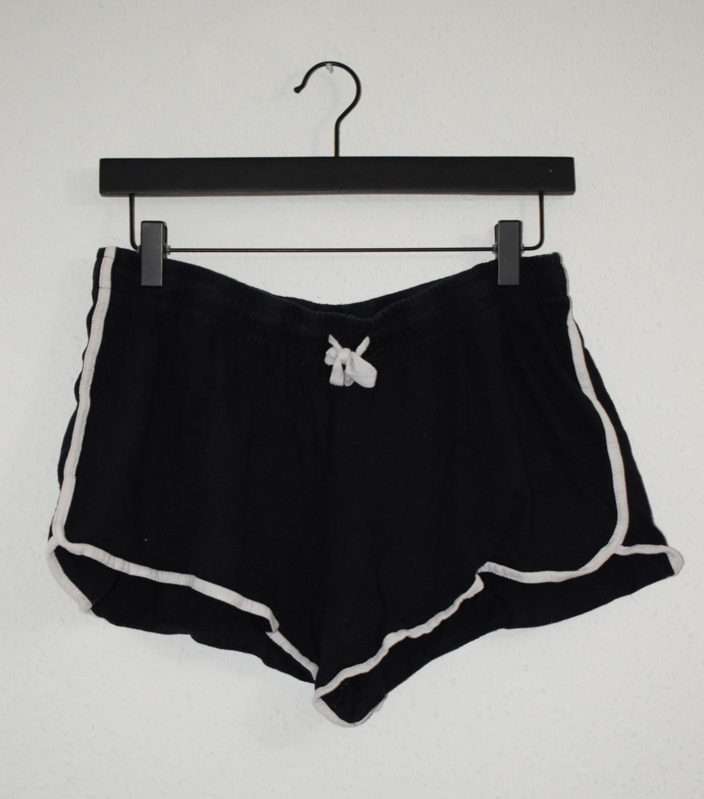Primark Women’s Dolphin Hem Lounge Shorts - Black/White image 2