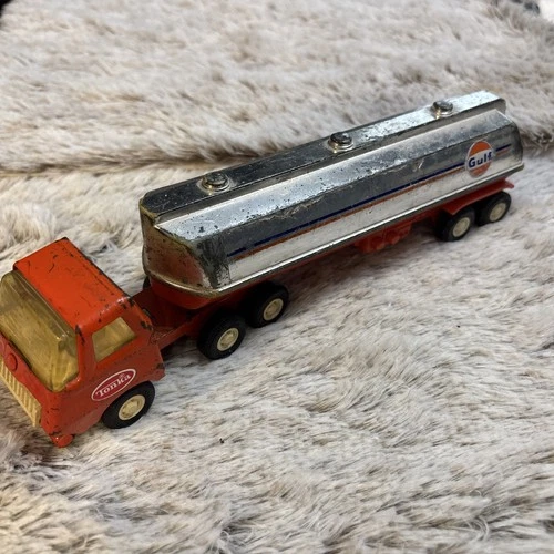 Vintage Tonka Gulf Oil Tanker Truck & Trailer