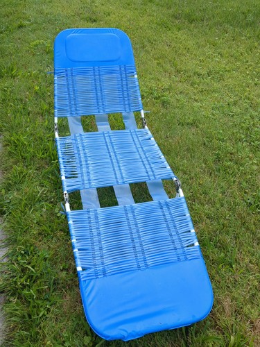 Vintage Retro Vinyl Jelly Tube Lounge Chair Transparent Blue Beach Pool Lawn 80s