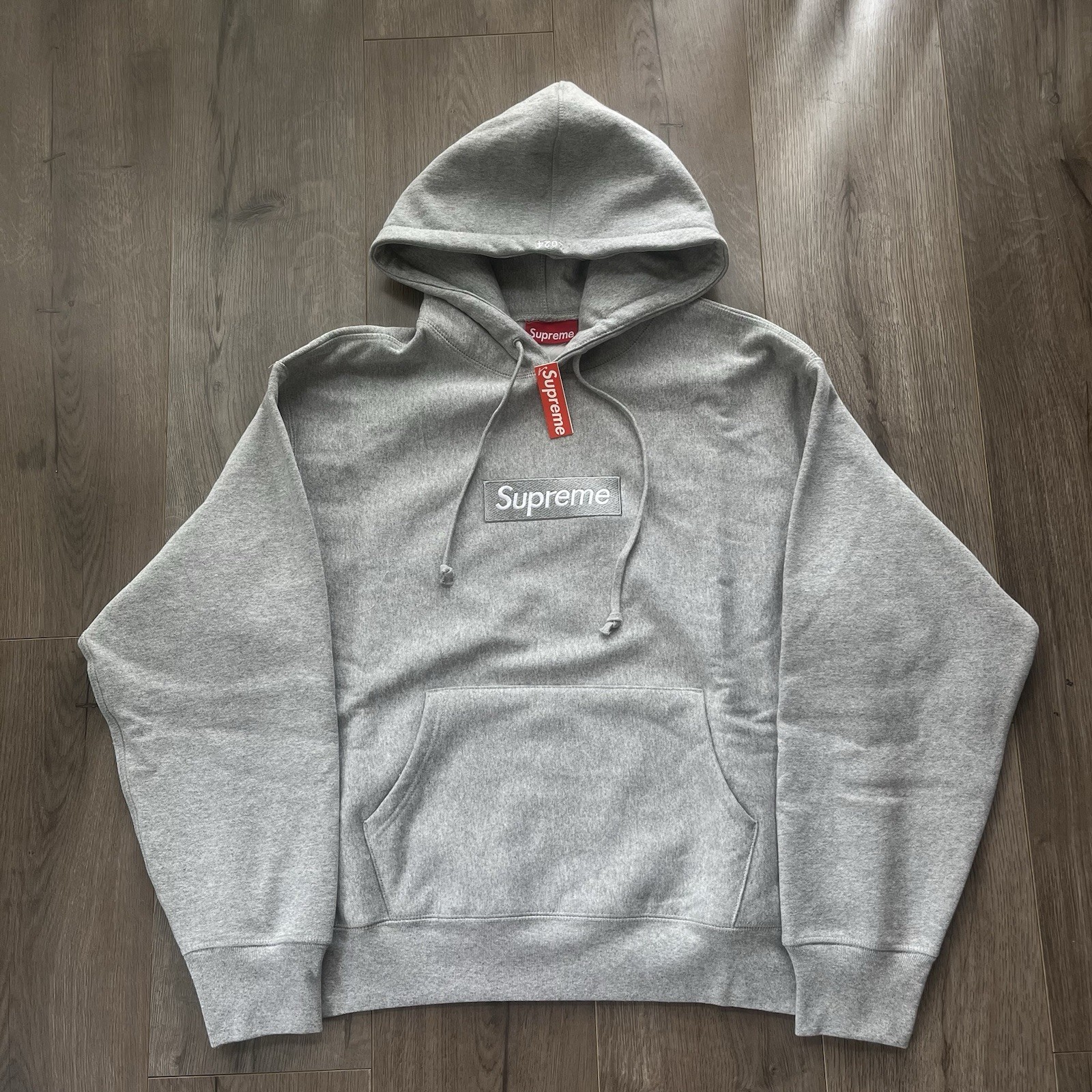 Supreme Box Logo Hoodie 2024 Silver FW24 Size L In Hand Ready