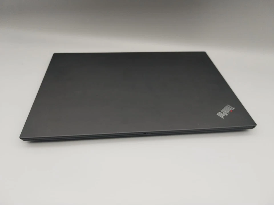 Lenovo ThinkPad T 15 i7-10610U 16 GB/500 GB SSD NVMe 15.6" FHD - WIN 11 PRO - Immagine 2 di 4