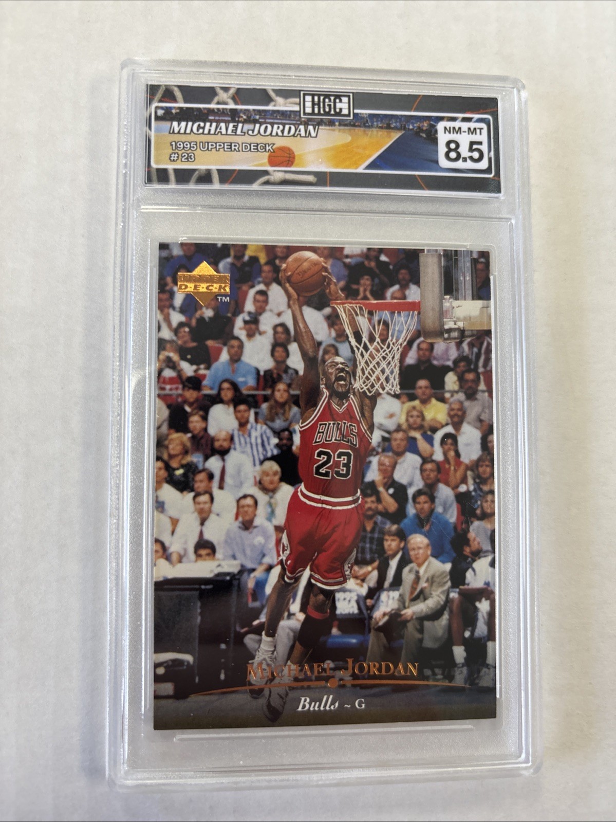 1995 Upper Deck Michael Jordan #23 HGC 8.5 (mj3)
