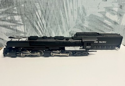 Rivarossi 1200 H0 Challenger Dampflok 4-6-6-4 #3977 Union Pacific US-Lok & Tende