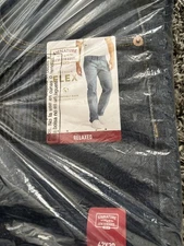 Signature by Levi Strauss & Co. Gold Label Men's relaxed 42x30