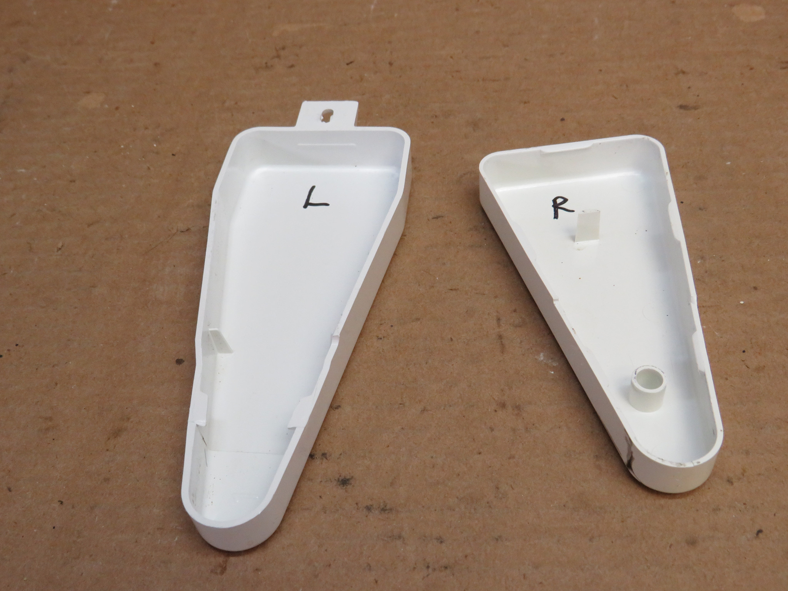 Whirlpool Refrigerator Door Hinge Cover Set (some wear) Part 1129262