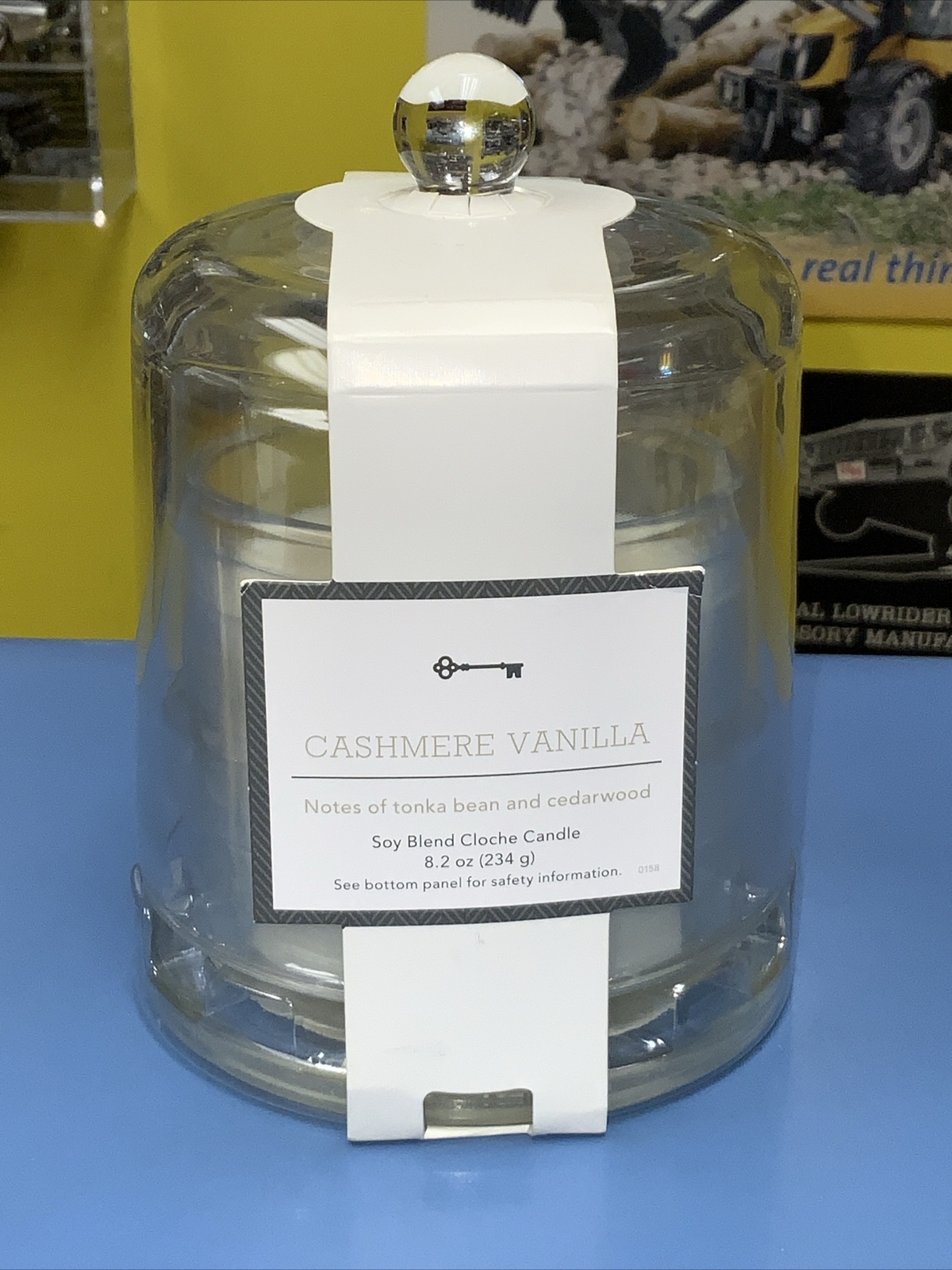 Threshold Cashmere Vanilla Soy Blend Cloche Glass Jar Candle 8.2 oz