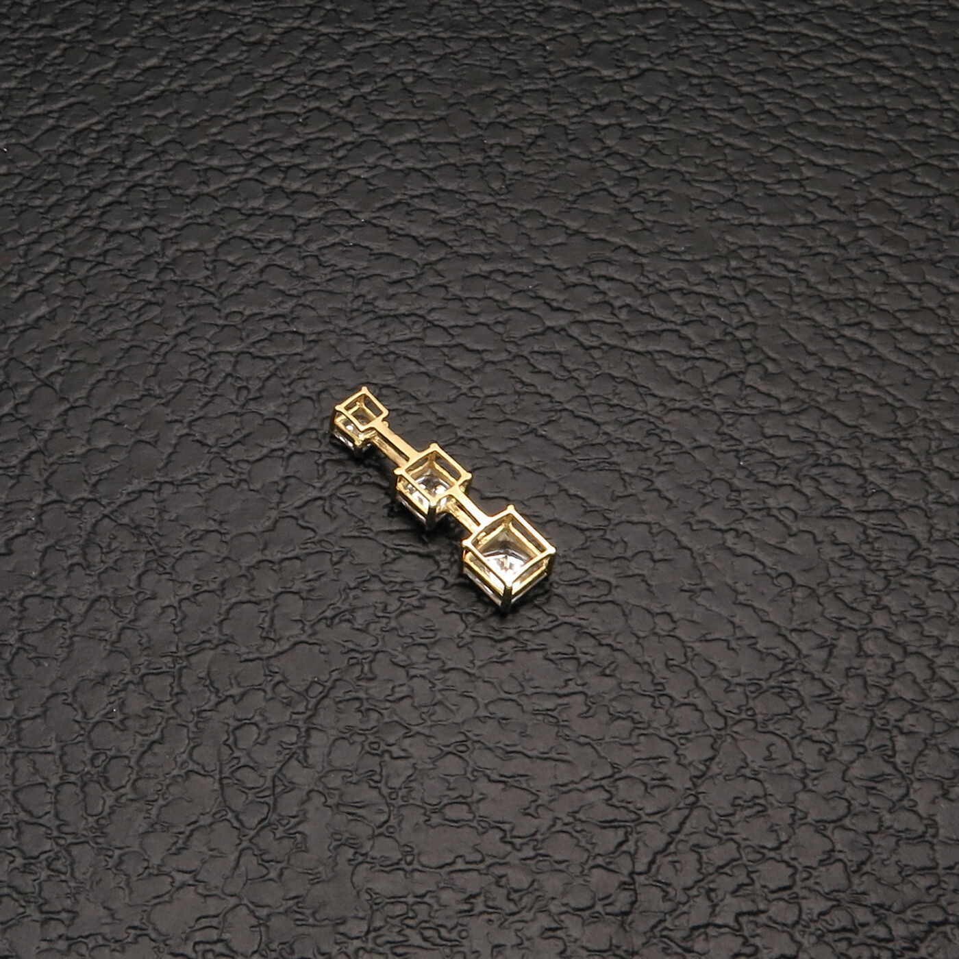 Solid 14k Yellow Gold Three-Stone Princess Cut CZ Pendant Gift Birthday ...