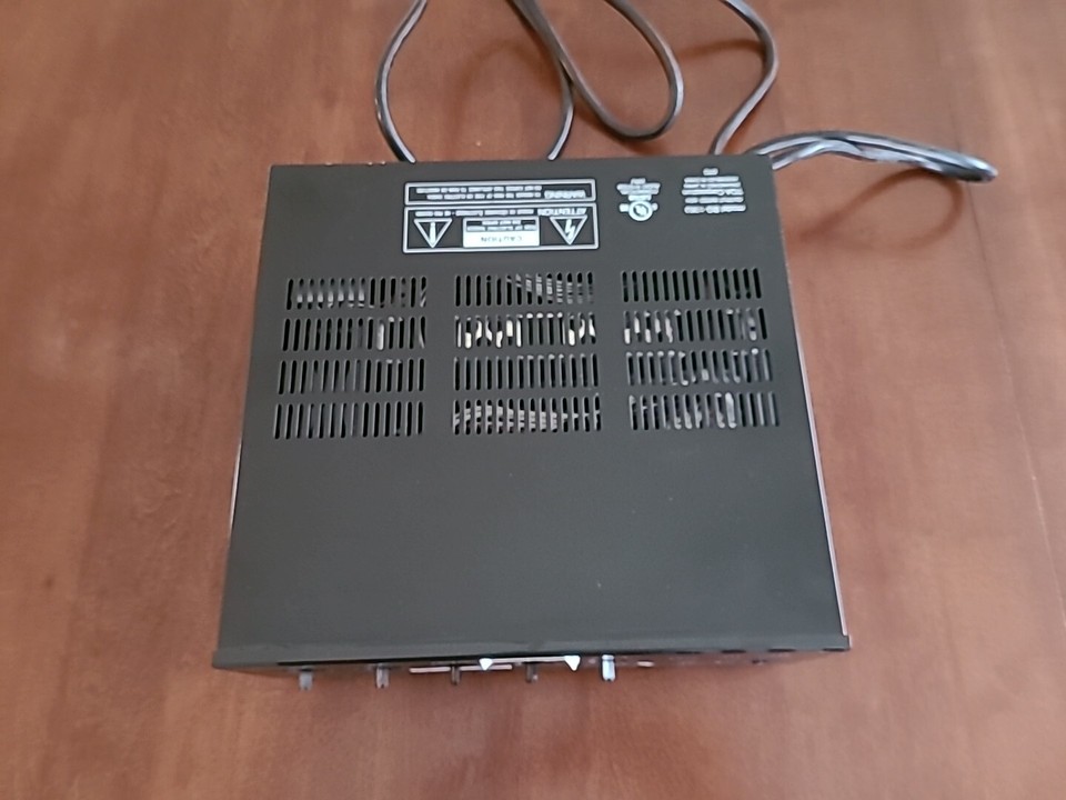 TOA BG-1060 Integrated Amplifier - UNTESTED - Powers On - Missing Knobs ...