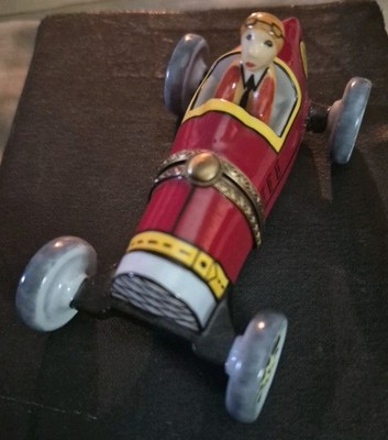 limoges trinket box peint main race car