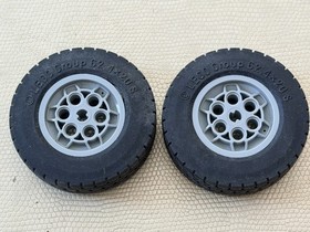 LEGO TECHNIC Power Functions Battery Box 88000 & 8881, Servo Motor 8883 + Wheels