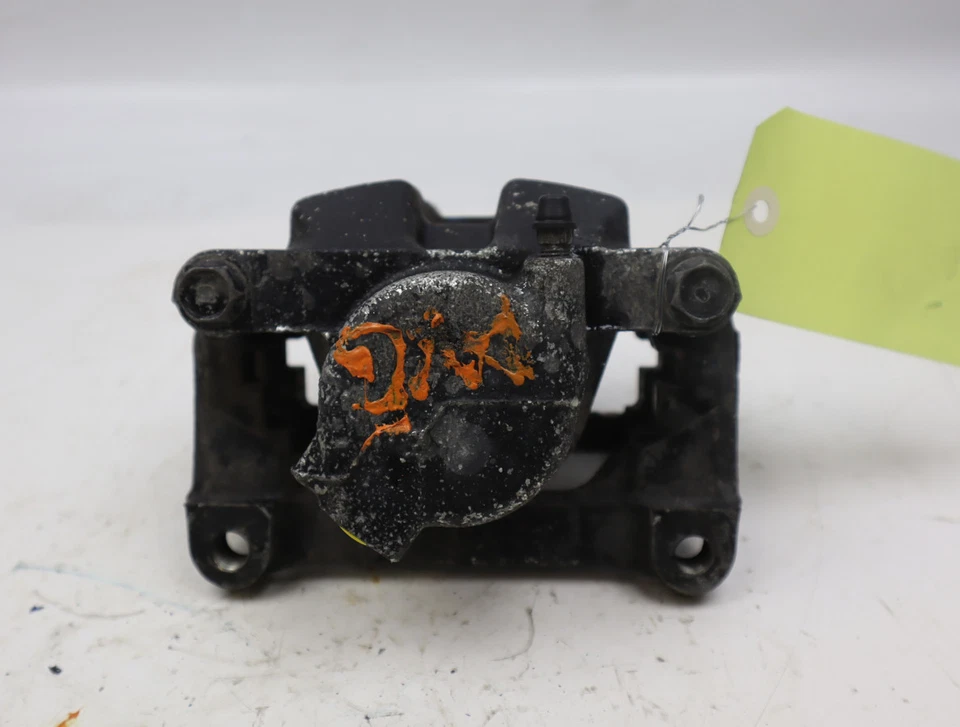 Etrier de frein avant gauche occasion MAZDA MX5 III phase 1 - 1.8i 126ch - - Photo 4/4