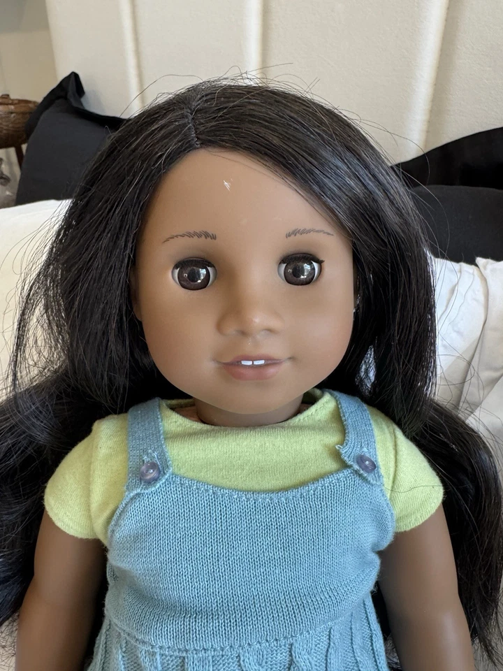 Muñeca American Girl GOTY 2009 muñeca Sonali retirada con atuendo buen estado Foto 2 de 4