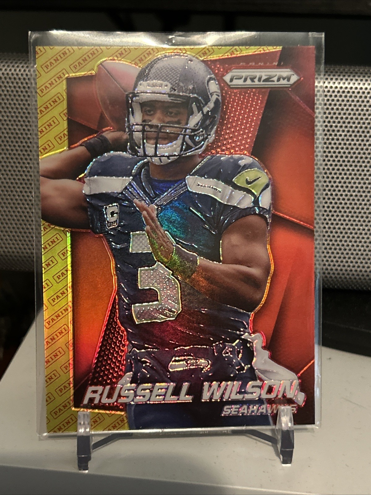 2014 Panini Prizm Football – Panini Logo Parallel #138 Russell Wilson (Seahawks)