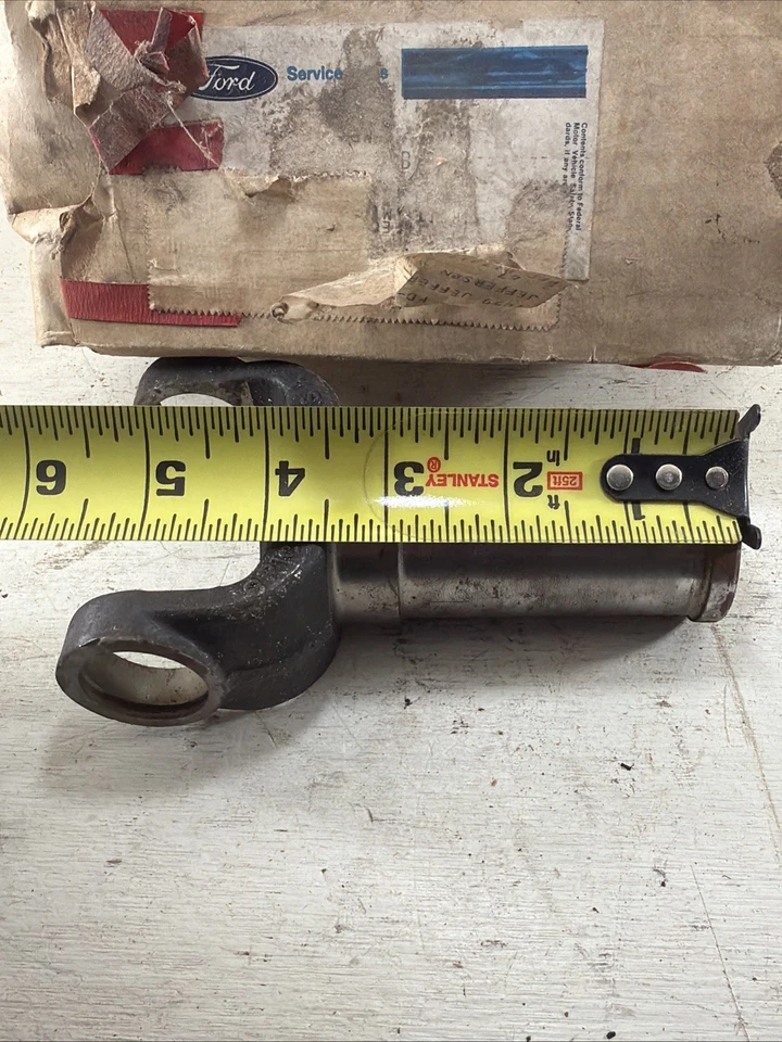 Vintage New OEM Genuine Ford  Drive Shaft Slip Yoke 16 Spline - Image 2 of 4