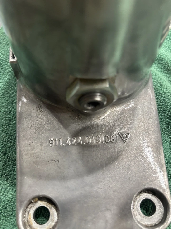 PORSCHE 911 ORIGINAL OEM SHORT SHIFTER  - Image 3 of 4