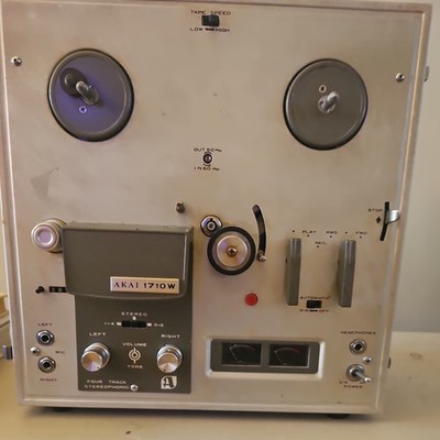 AKAI 1710W four track stereo mono reel to reel - SPEAKERS