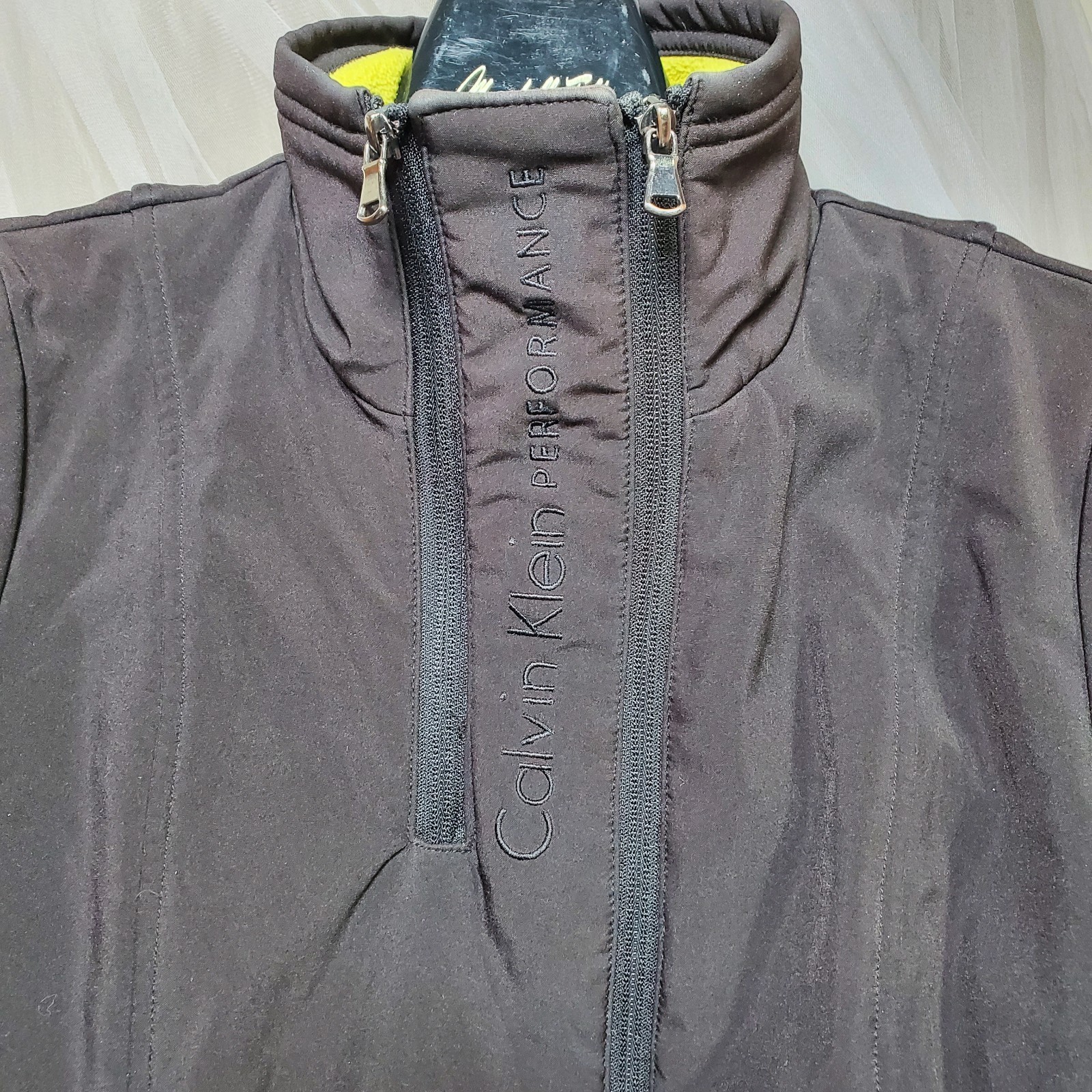 Calvin Klein Performance Softshell Jacket  S Athl… - image 3