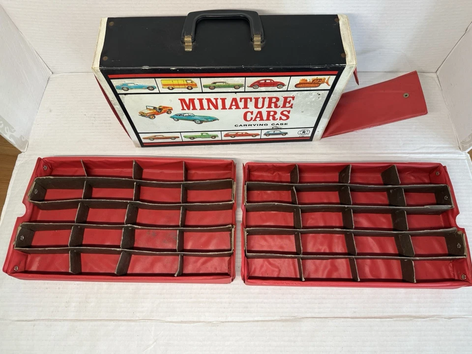 老式 1966 年美泰微型汽车手提箱带 2 个托盘 — 第 3/4 张图片