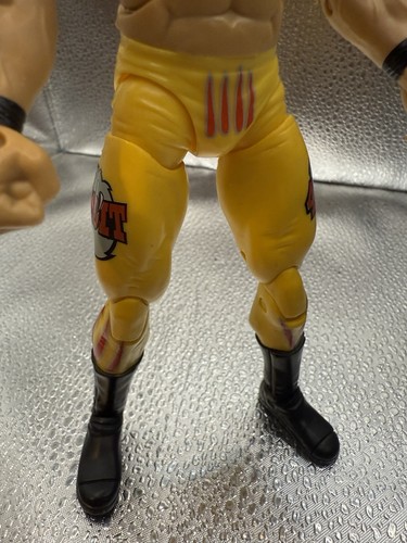 WWE Chris Benoit Deluxe Aggression Action Figure Jakks Pacific MINT Condition - Picture 9 of 13