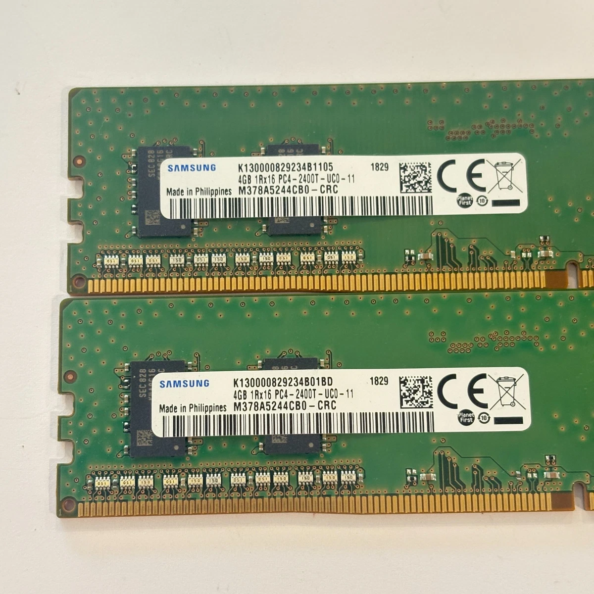 Samsung PC4-19200 (DDR4-2400) Bus Speed Computer RAM 4 GB Capacity