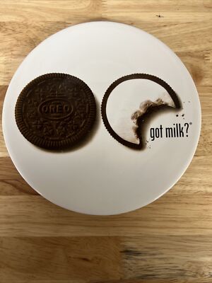 Got Milk? 1999 Oreo Cookie  8'' Plate by At Home International  