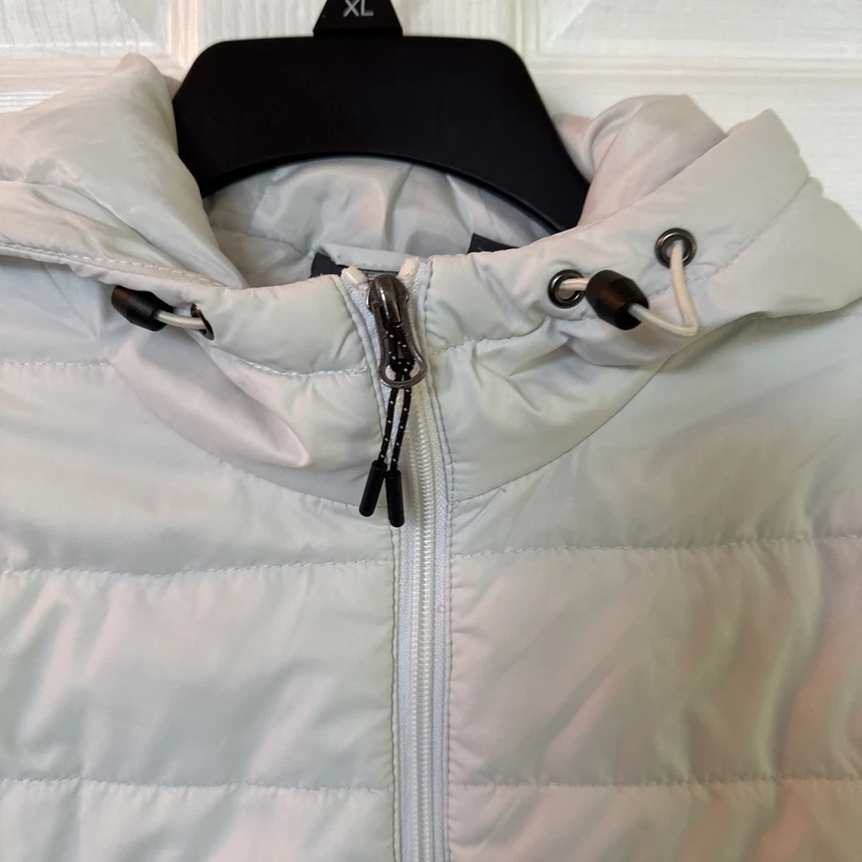 New Balance Women's Water-Resistant Hooded Jacket Athletic White M 42”x32” - Image 3 of 4