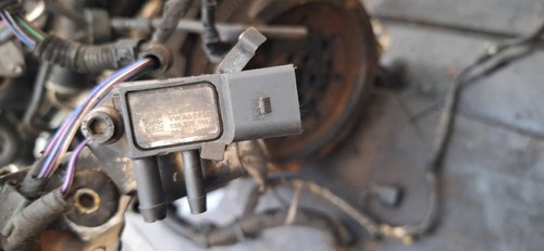 Volkswagen Passat 2006 DPF Pressure Sensor (DPF Exhaust Differenti #2483458-27