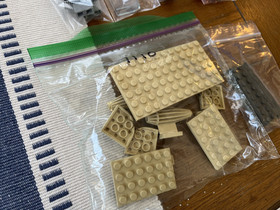 LEGO Star Wars Landspeeder (Set 7110) Complete Build No Minifigs/Accessories