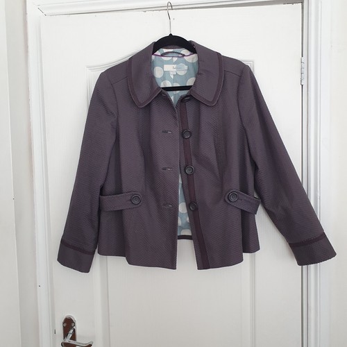 Boden Damen Smart Jacke mit gepunktetem Futter Größe UK16