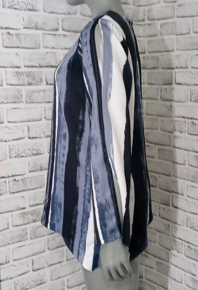 Blusa feminina Kenneth Cole manga dividida tamanho médio listrada azul - Imagem 4 de 4