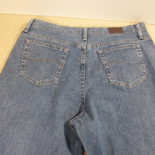 Lee Jeans Womens size 18 Short Blue Stretch Denim Relaxed Fit Straight Leg - Picture 12 of 20