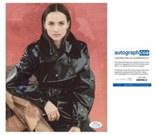 Maude Apatow "Euphoria" AUTOGRAPH Signed 8x10 Photo C ACOA