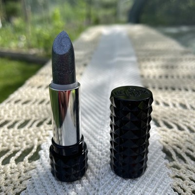 Kat Von D  KVD Studded Kiss Lipstick  NaYeon  Lipstick Satin Shimmery Black