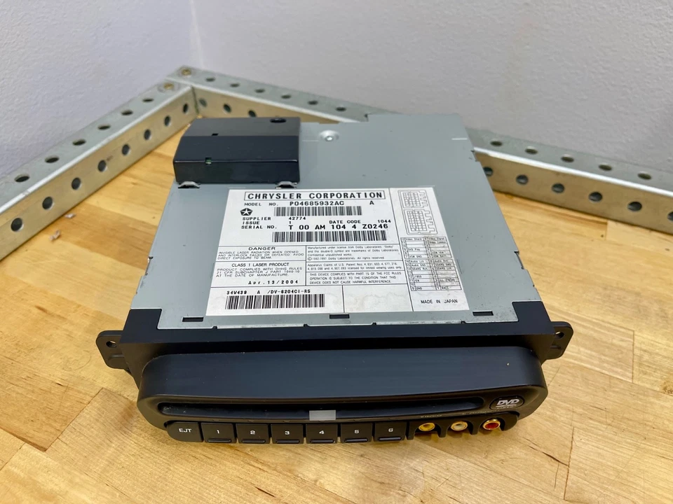 Cambiador de 6 discos Dodge Caravan Grand Chrysler Town & Country 2002-2007 fabricante de equipos originales Foto 2 de 4